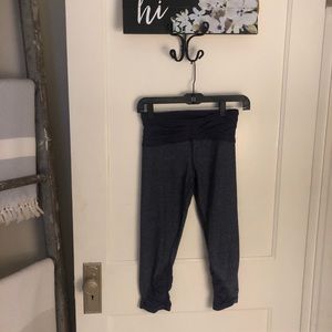 Luluemon tights.